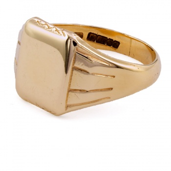 9ct Gold 5.2g Signet Ring Size S